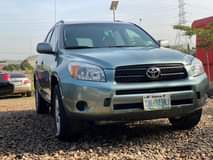 A picture of Extremely super sharp Toyota RAV4 08 Model FIRST BODY With