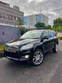 A picture of 2010 TOYOTA VANGUARD TOYOT