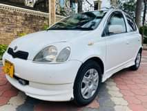 A picture of Toyota Vitz old