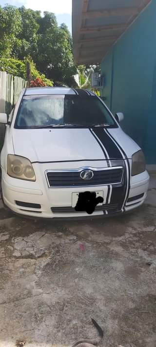 toyota avensis