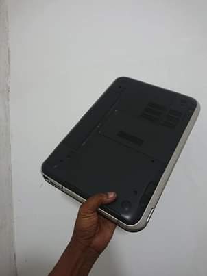 A picture of dell inspiron core i7