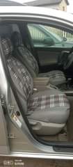 A picture of Rav4 2007