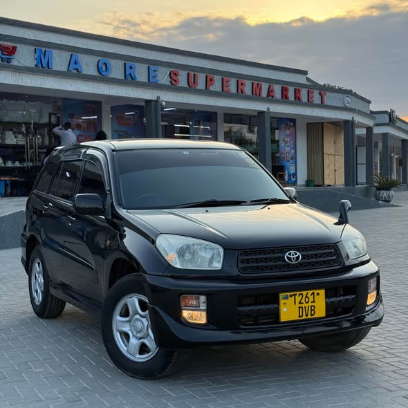 A picture of Toyota Rav4 kilitime Bei 21 500 000
