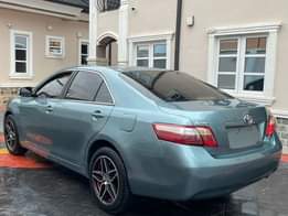 A picture of WOW This is premium standard Toyota Camry 2007 model clean
