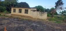 A picture of Kiwanja pamoja na banda vinauzwa