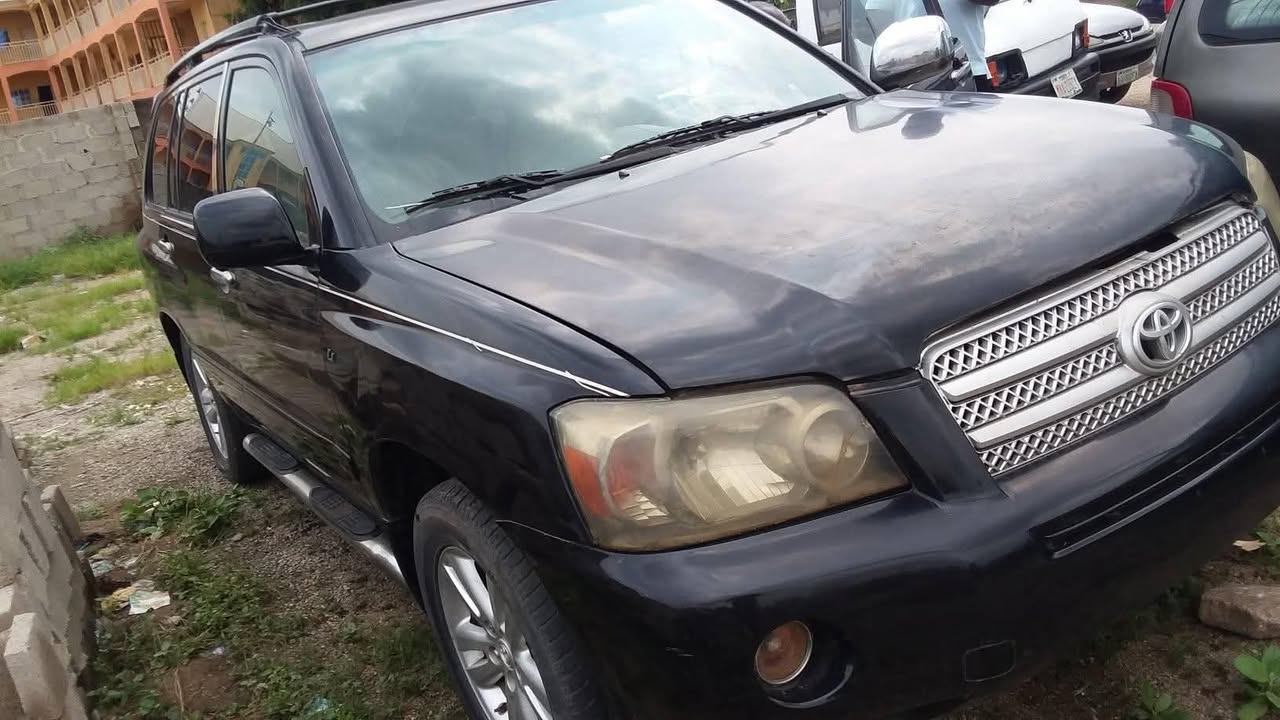 A picture of TOYOTA HIGHLANDER 2006