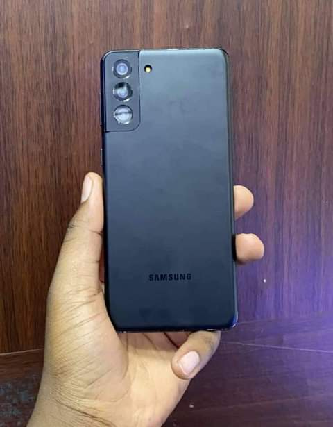 samsung s21