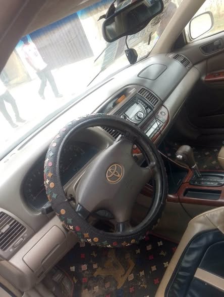 A picture of Toyota Camry big daddy 2006 XLE V6 for sale price
