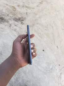 A picture of SAMSUNG A71 5G GB 128 RAM 6 GB INAUZWA 190