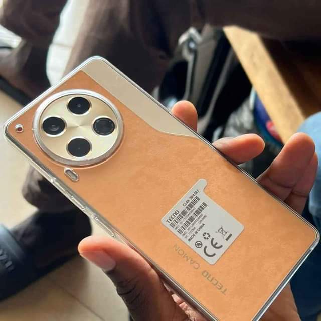 A picture of CAMON 30 PREMIER