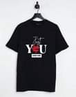 A picture of T shirt