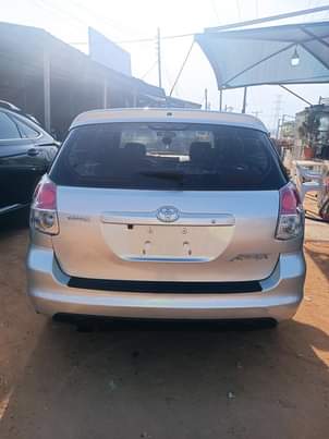 A picture of Sharp clean 2005 model registered Toyota Matrix