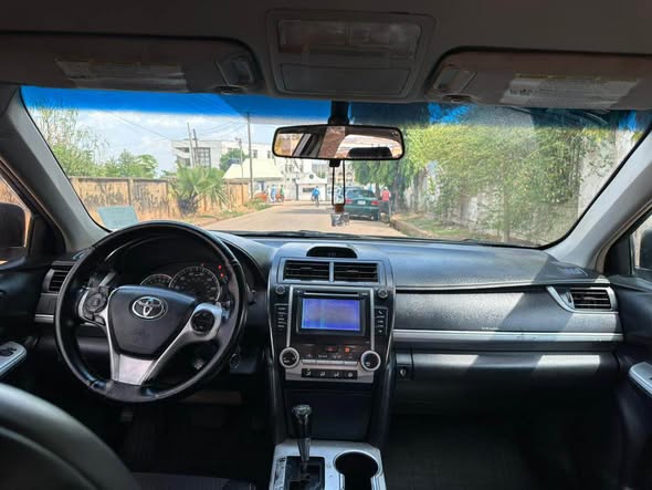 A picture of DISTRESS SALE CLEAN NIG USED TOYOTA CAMRY SE 2013 MODEL
