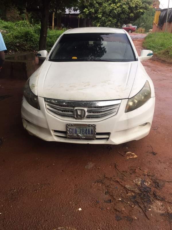 A picture of Distress sales 2009 Honda accord Excellent engine gear 4plug engine