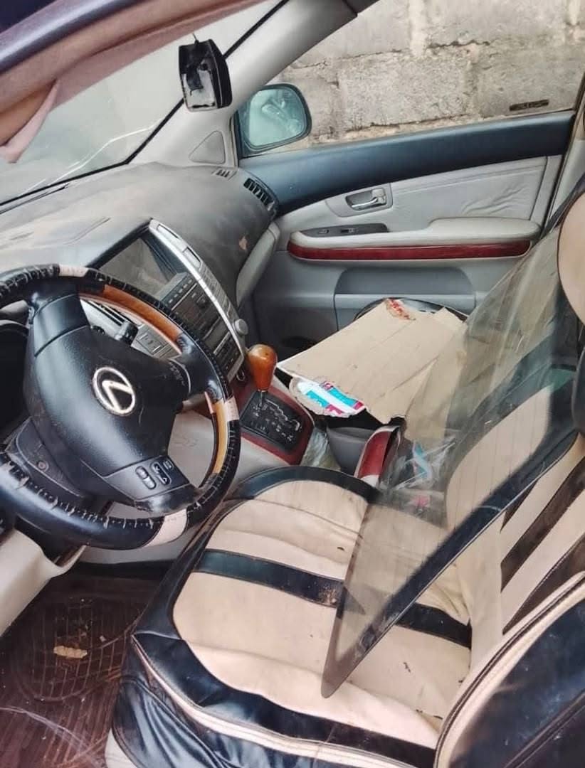 A picture of RX330 with knocked engine going for N3 3
