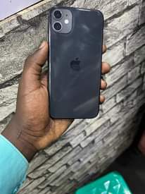A picture of Iphone 11