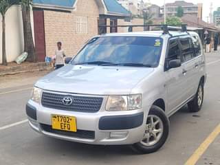 A picture of TOYOTA SUCCED