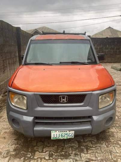 A picture of Honda element