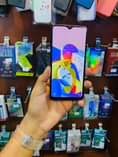 A picture of Samsung s20s