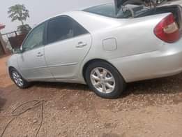 A picture of 04 05 Camry working perfectly with all the features actively