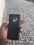 A picture of SAMSUNG S9 plain