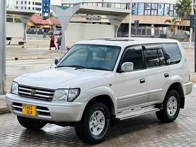 A picture of Prado For sale 23mln