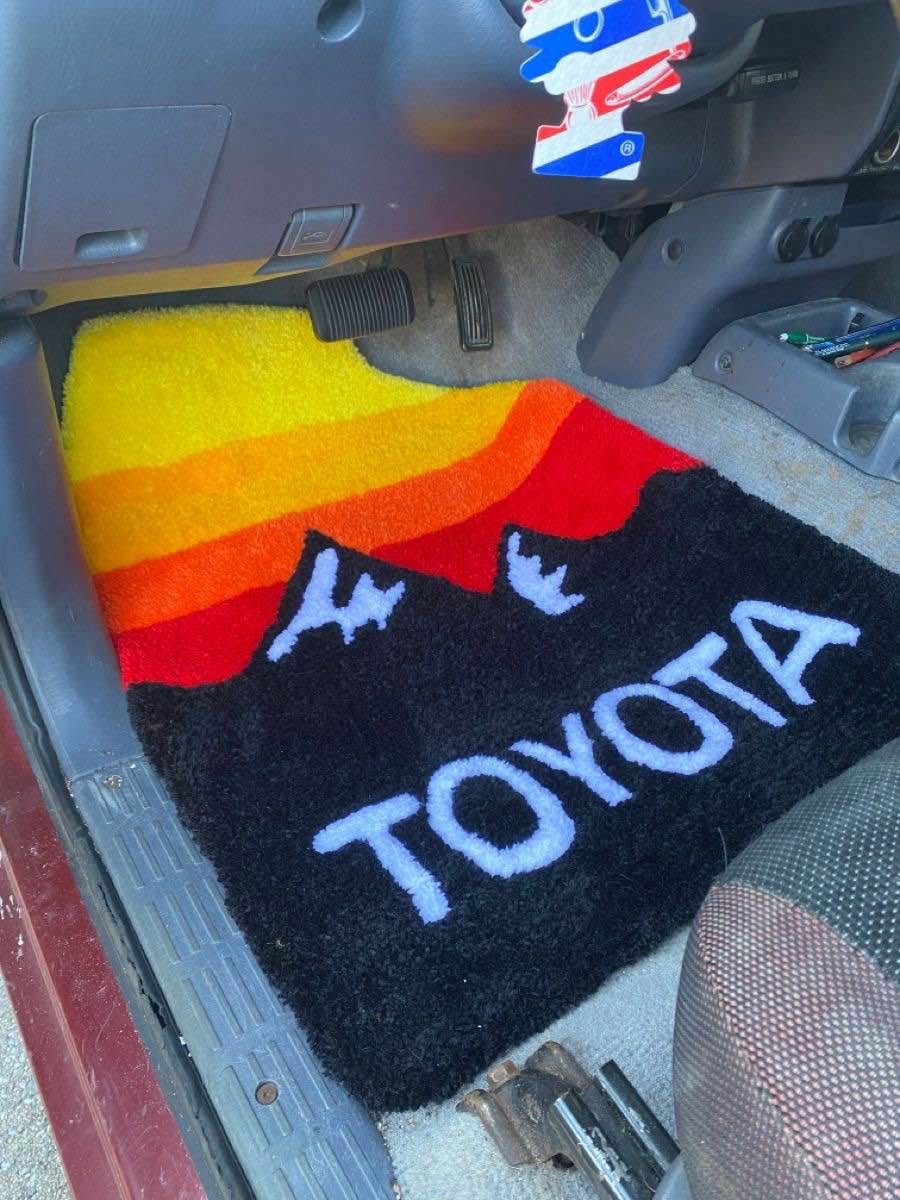 A picture of Car rugs