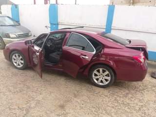 A picture of Es350 available clean as seen nothing to fix buy and