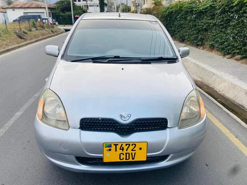 A picture of VITZ OLD