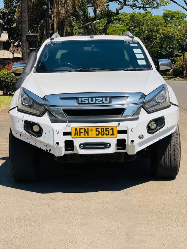 classifieds/cars isuzu