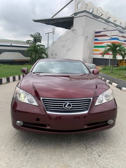 A picture of 2008 Es350 Lexus