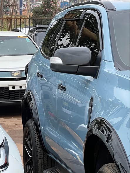 A picture of 2017 FORD EVEREST TITANIUM 4WD CALL 256703788764