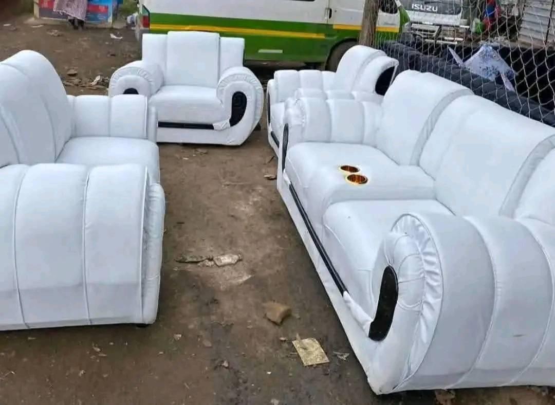 classifieds/furniture sofas