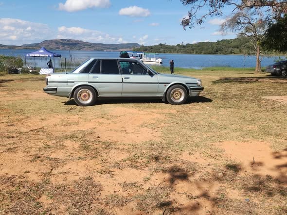 toyota cressida