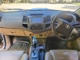 A picture of WhatsApp call 255 762 483 424 2012 3 Toyota Fortuner