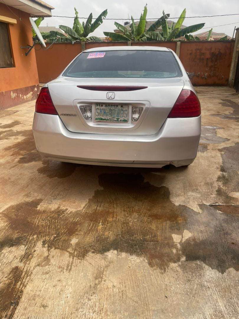 A picture of Honda DC 2007