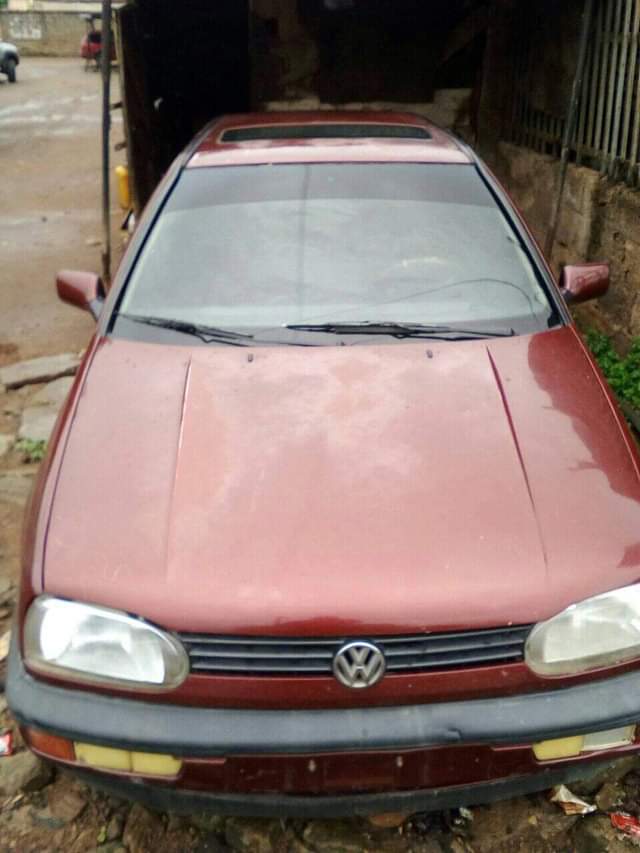A picture of 2000 Volkswagen Golf3 Saloon