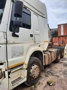 A picture of SINOTRUCK HOWO HORSE 371