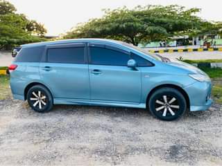 A picture of Toyota wish new model
