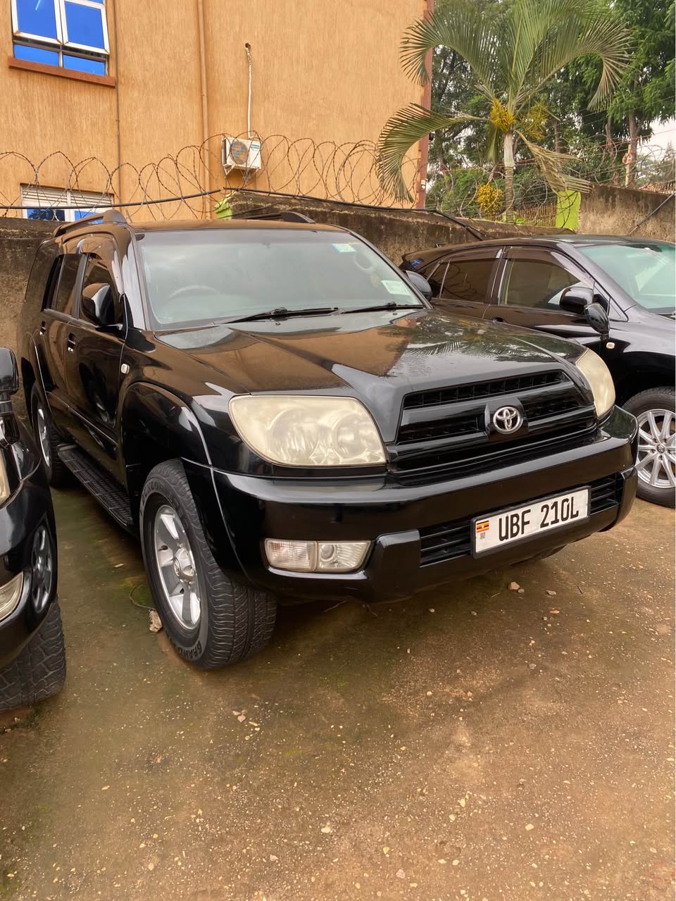 A picture of Toyota Surf Petro Engine For Sale 0704482571 Call WhatsApp