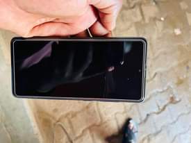 A picture of Galaxy A51 for sale with some cracks at 390k but