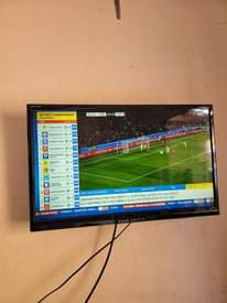 A picture of 28 inches tv for sell
