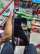 A picture of LG V60 ThinQ 5G
