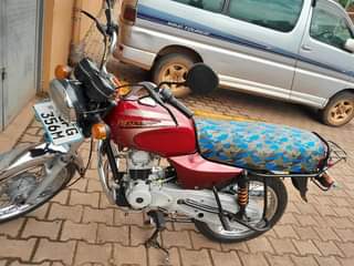 A picture of Motorcycles For sales contact numbers 0772831683 0755308935 or WhatsApp me