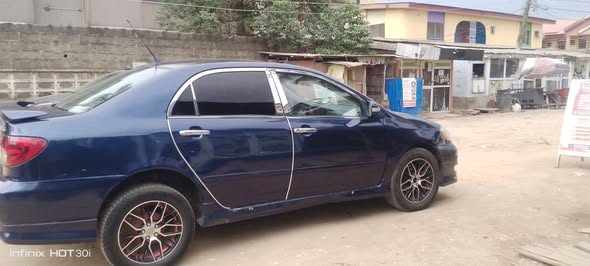 A picture of Toyota Corolla everything working perfectly 6 month use Uber bolt