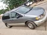 A picture of Exteremely clean and super sharp Registered 2002 model Toyota Sienna