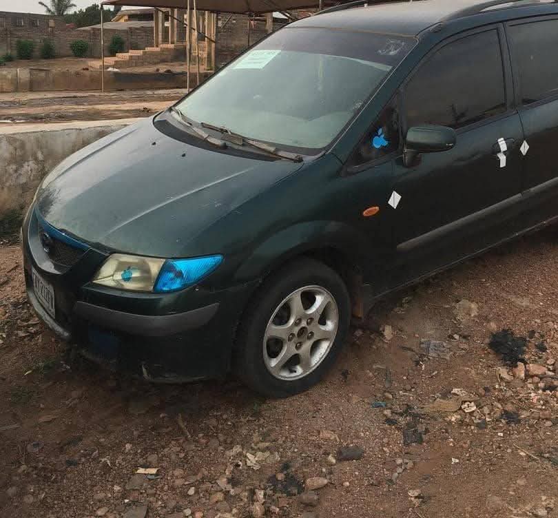 A picture of 2006 Mazda premacy