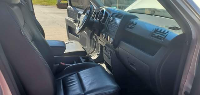 A picture of 2006 Honda Ridgeline RT Pickup 4D 5 ft