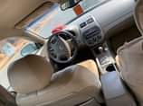 A picture of Nissan Altima 04
