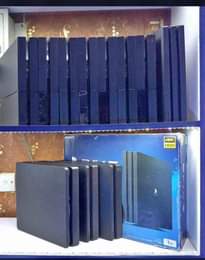 A picture of PS4 FULL SET SLIGHTLY USED